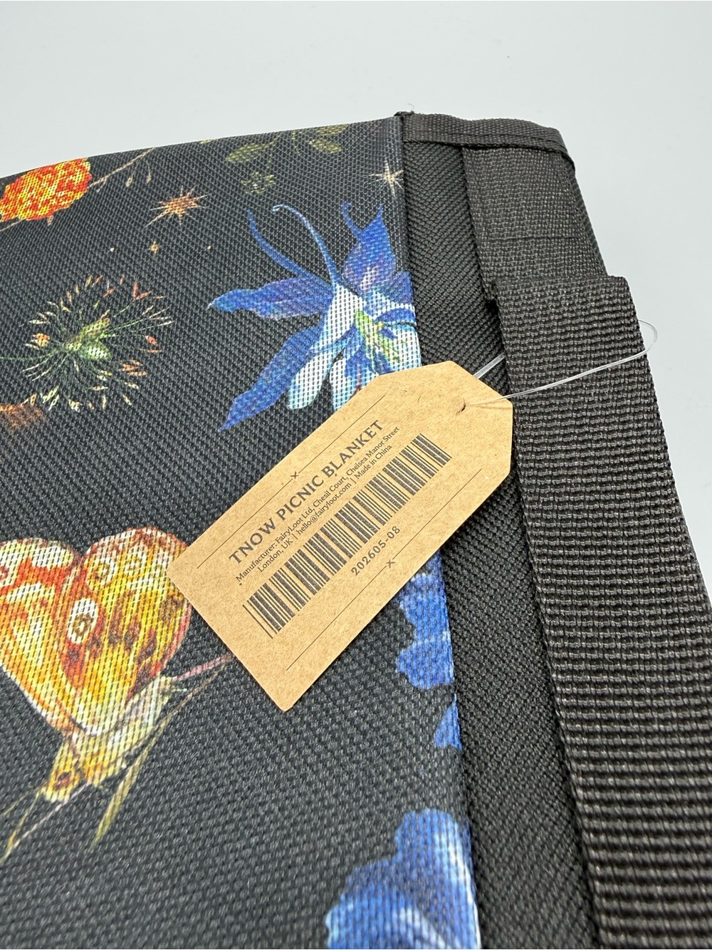 Fairyloot The Nature of Witches inspired Picnic Blanket - Picture 2 of 3